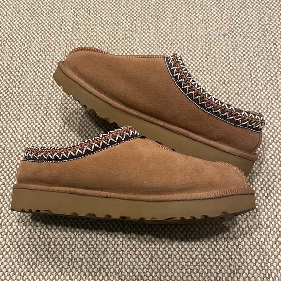 UGG Tasman Slippers - Picture 4 of 16